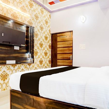Hotel O Deejit Inn Danapur Zewnętrze zdjęcie