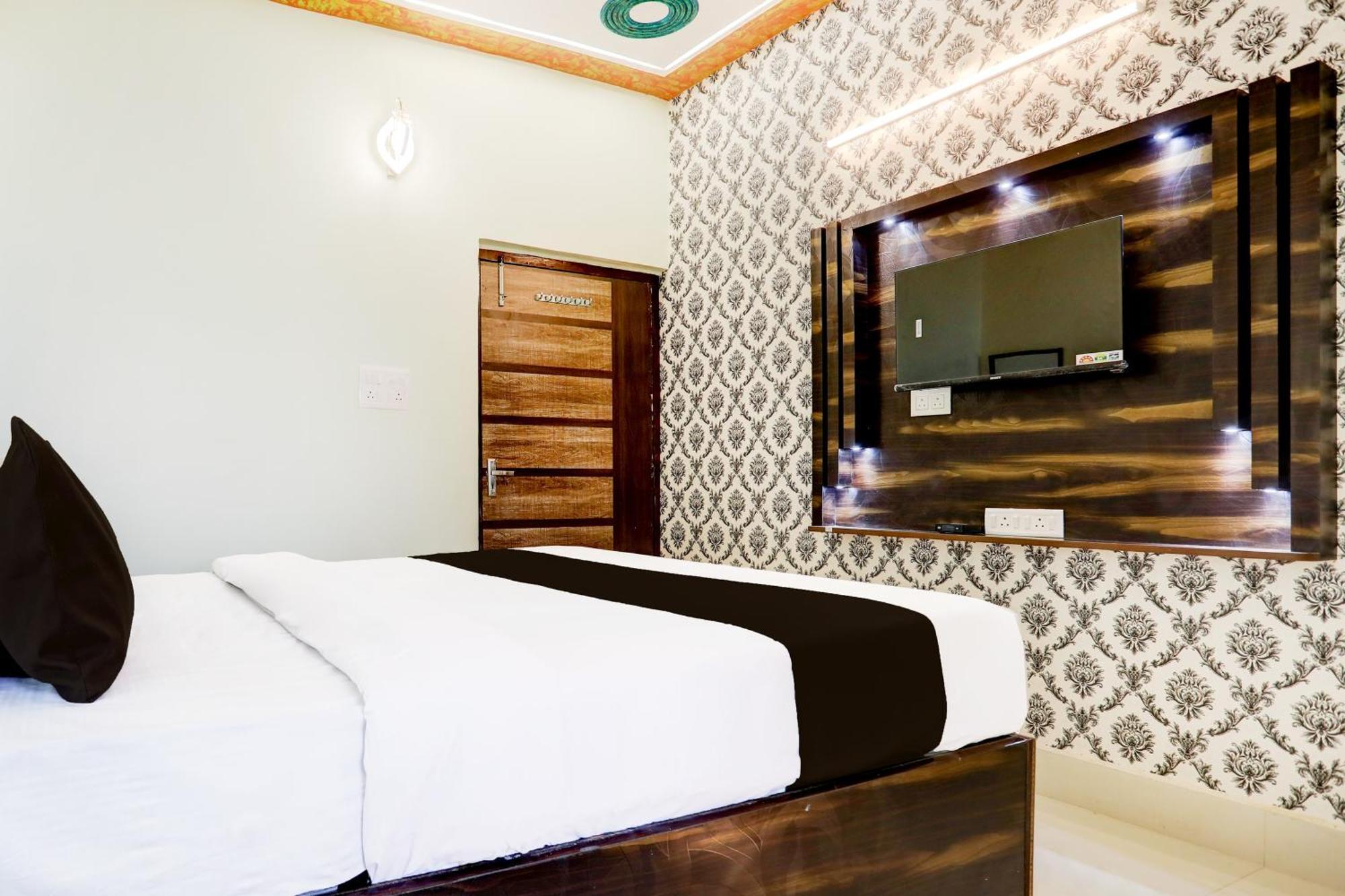 Hotel O Deejit Inn Danapur Zewnętrze zdjęcie